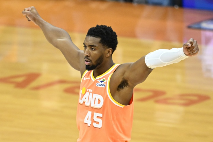 世俱杯买球网站-你是真滴强！米切尔凭一己之力带队取胜 全场怒轰45分4板4助